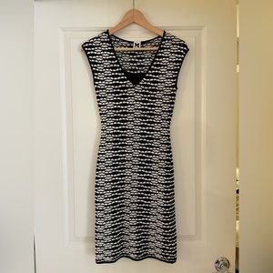 Missoni never worn Black & White Crochet Knit Dress - Size Small / 38